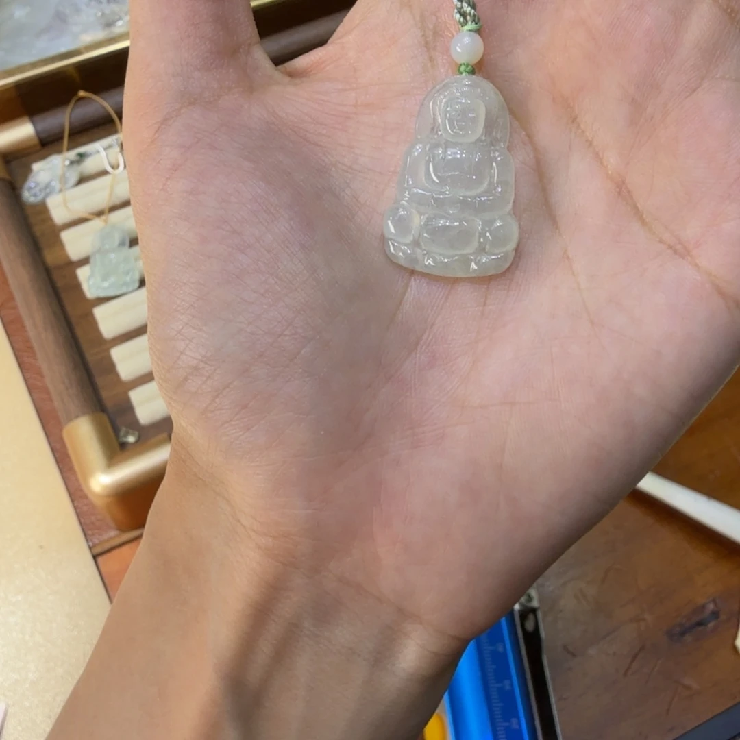 翡翠未镶嵌颈饰111