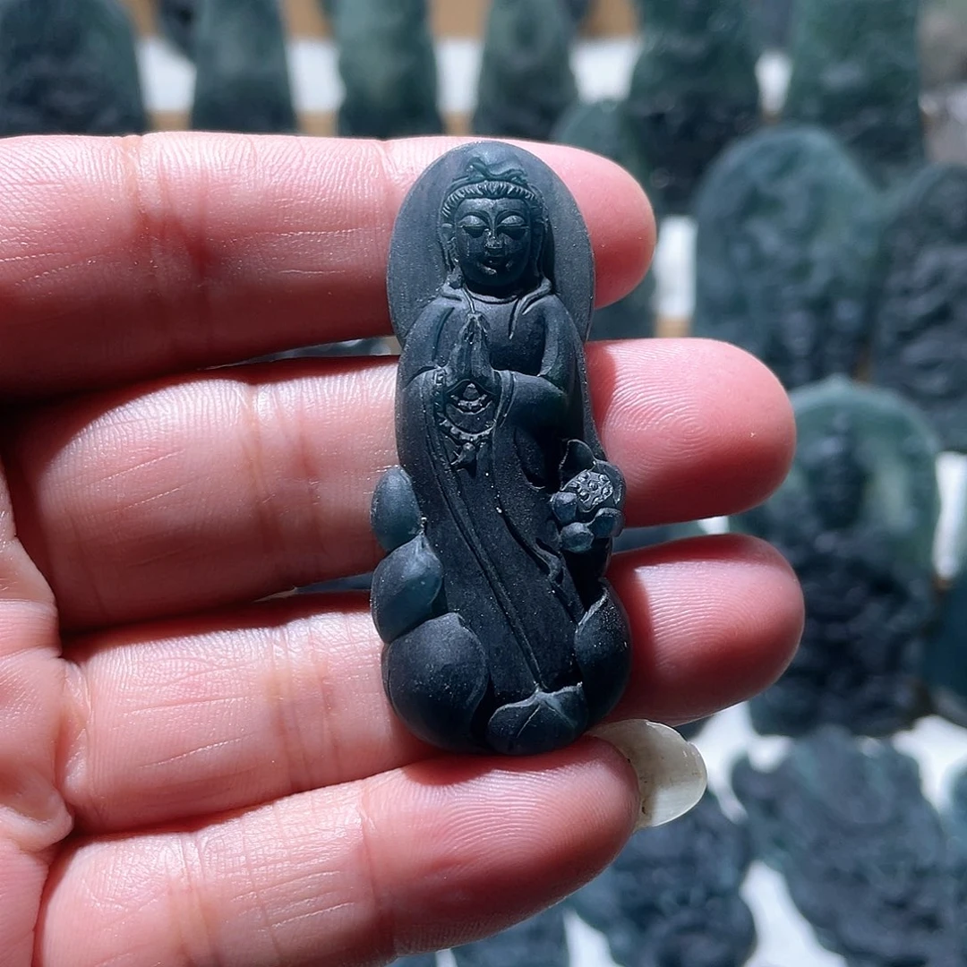 定制翡翠未镶嵌观音