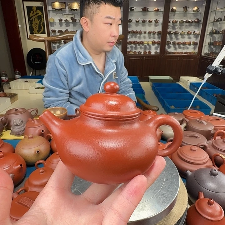 紫砂茶壶容天朱泥