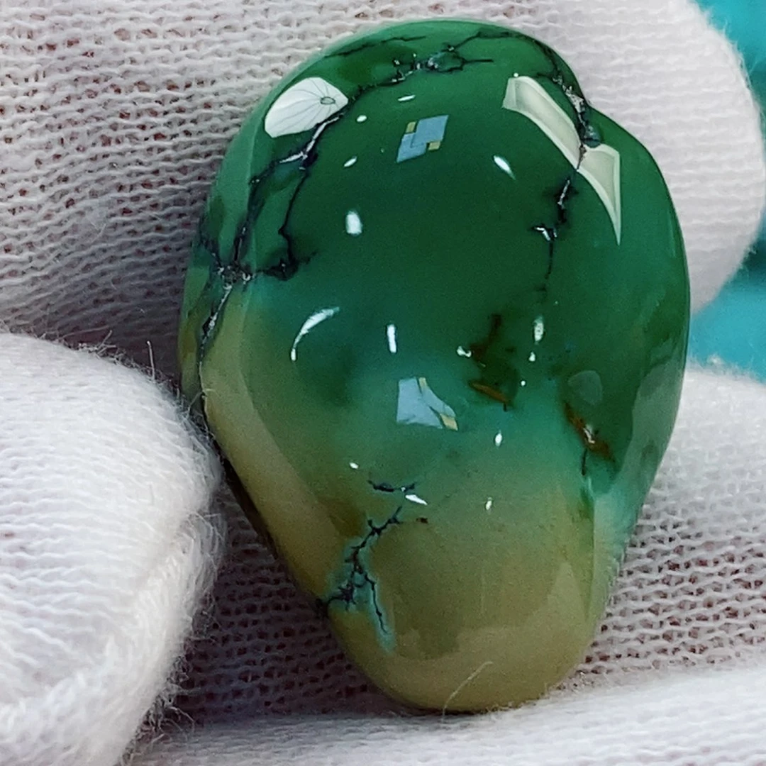 绿松石未镶嵌原矿无优化