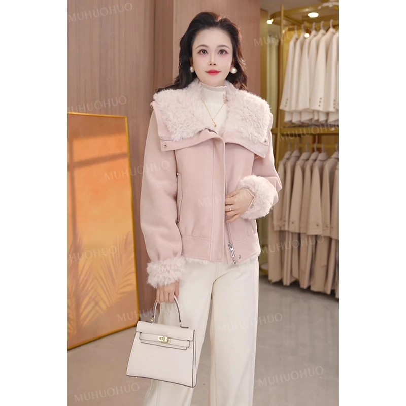 2024女冬大翻领毛绒一体简约气质款短外套保暖加厚休闲机车服