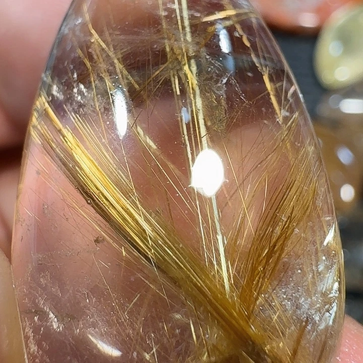 苏***馆未镶嵌颈饰水晶我