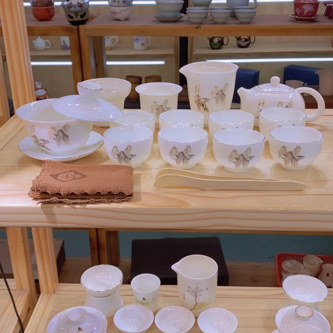 不止中国白羊脂玉瓷