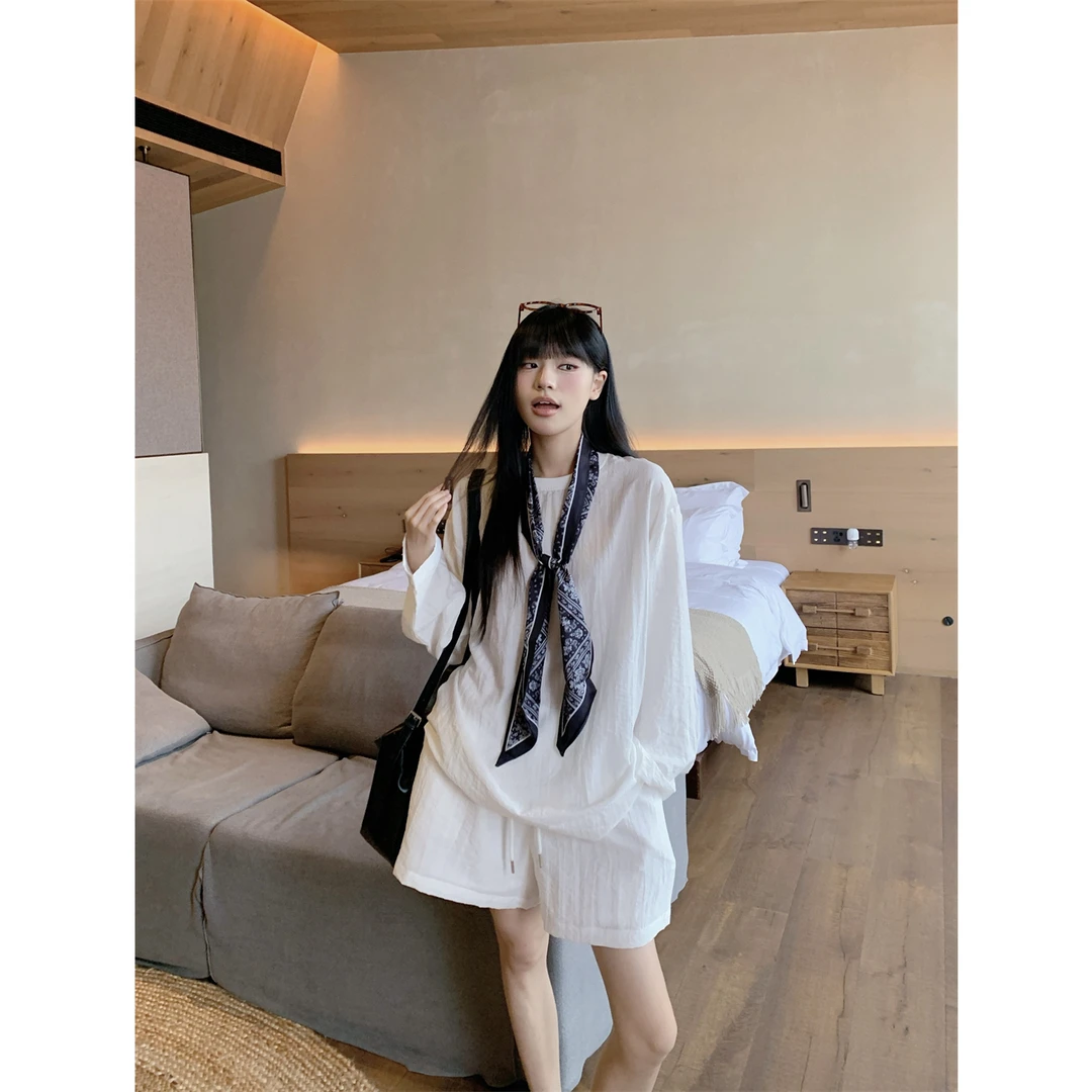 韩版纯色长袖防晒上衣丝巾松紧腰短裤三件套气质网红时尚休闲小众