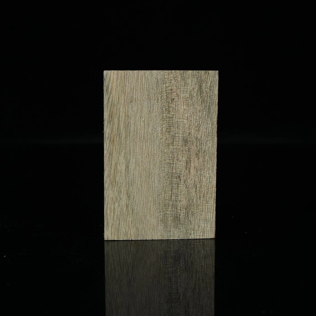 DY-A4537 苏门达腊绿底高山料沉香规整461牌 6.1x4x1cm 12.26g