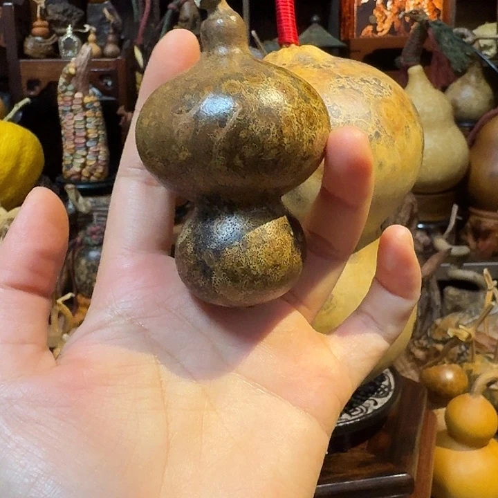 大叶紫檀（黑酸枝木类）……