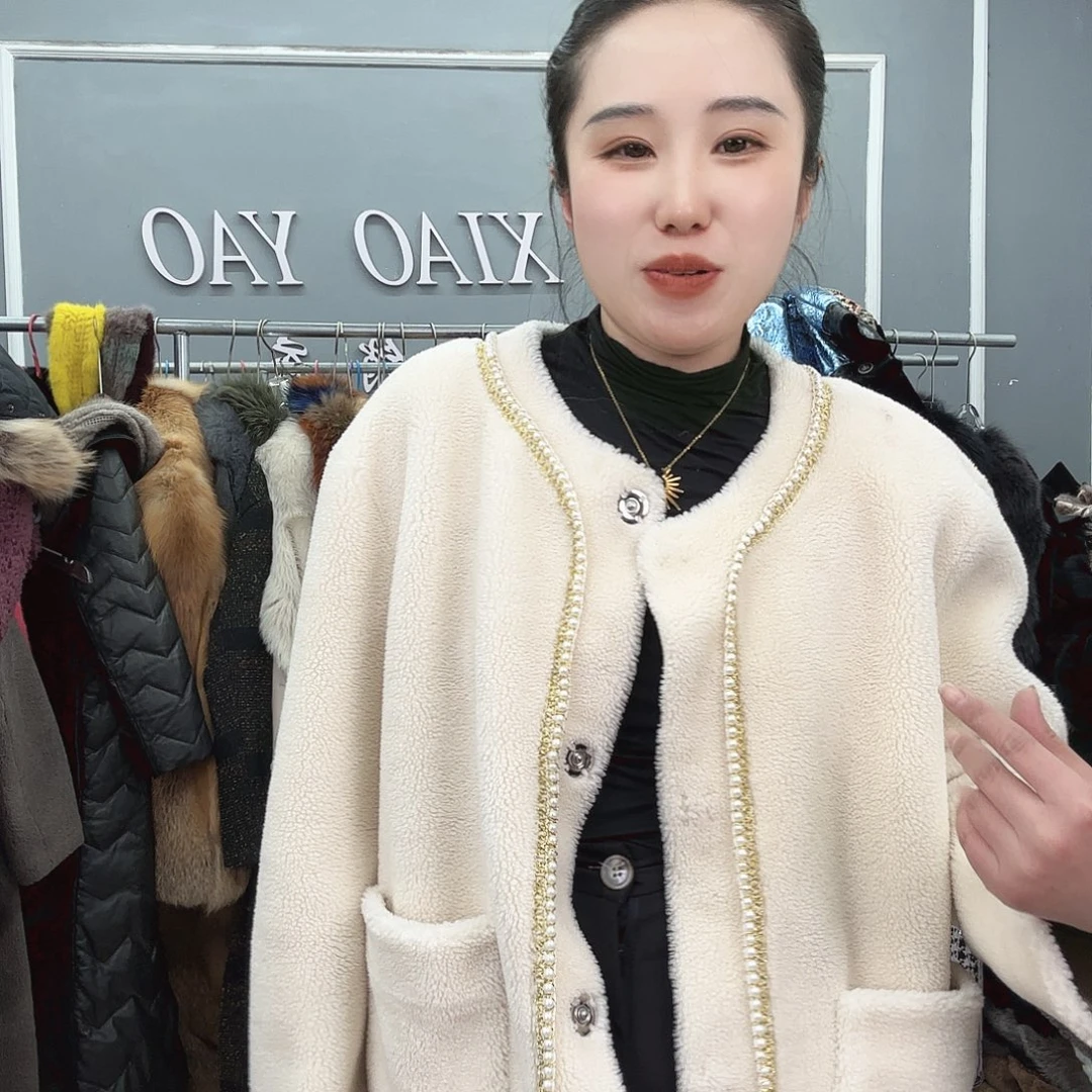 姚小妖家高端皮草