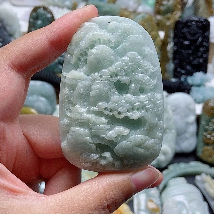 翡翠未镶嵌颈饰翡翠