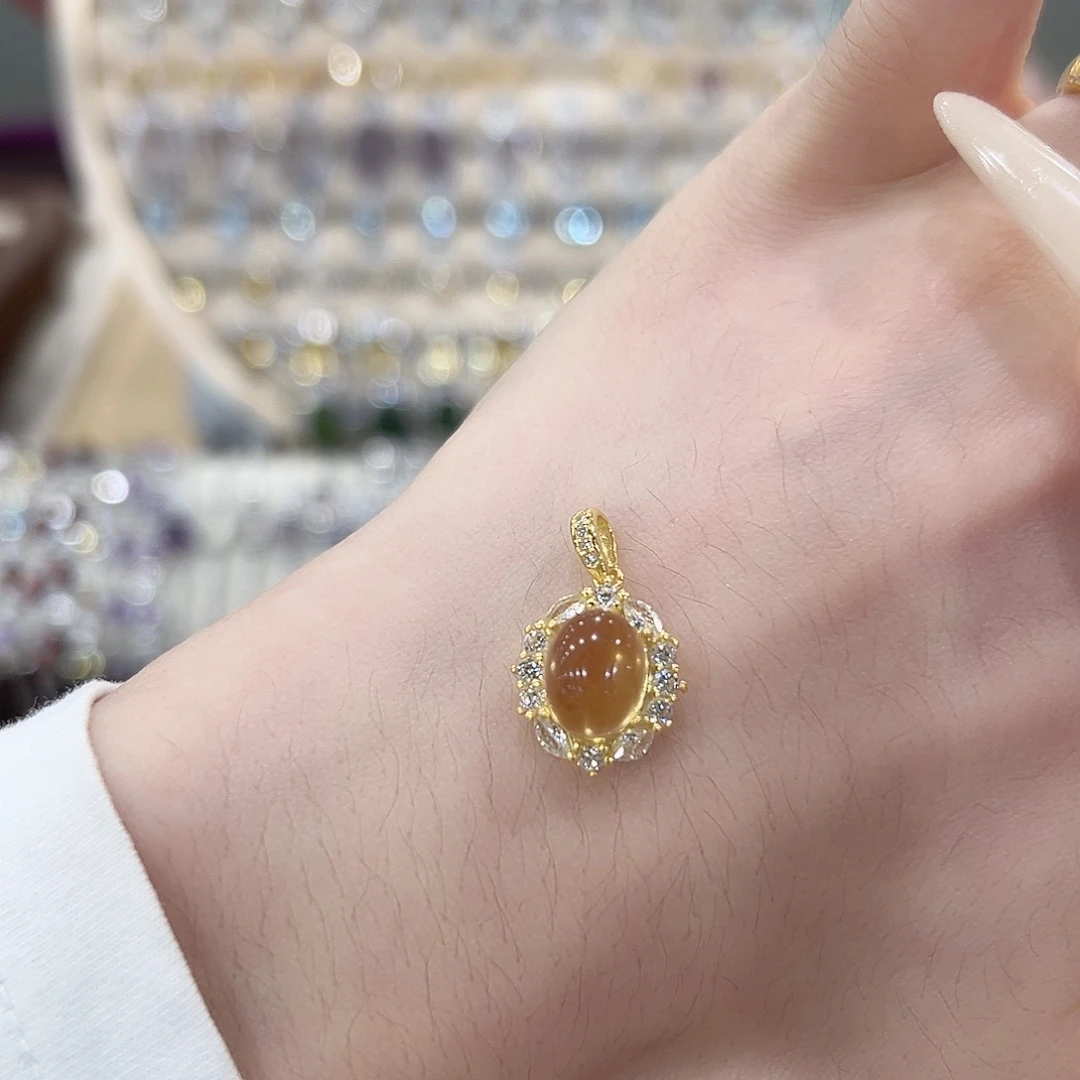 已***谁黄晶银S925镶嵌吊坠(赠链)