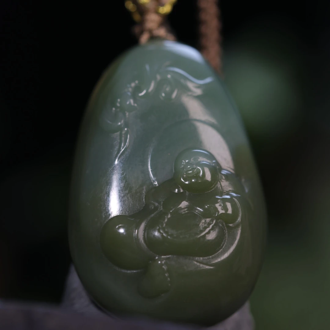 和田玉逍遥弥勒佛吊坠