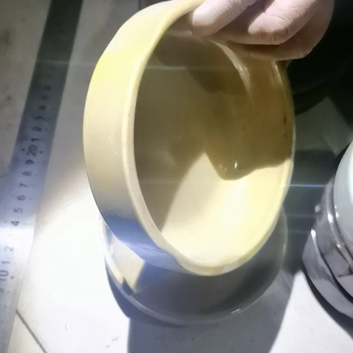 毛****钧瓷手工艺品黄色烟灰缸，，，