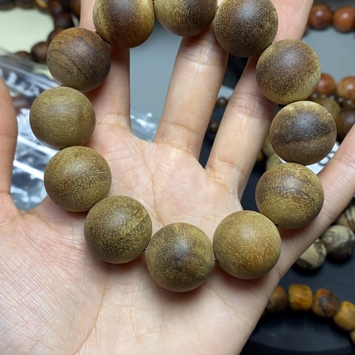 贡木把件感谢大家的支持