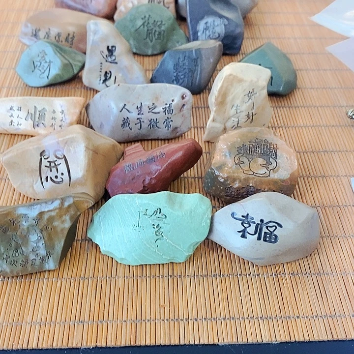陈****原石雕刻工艺品手把摆件22个