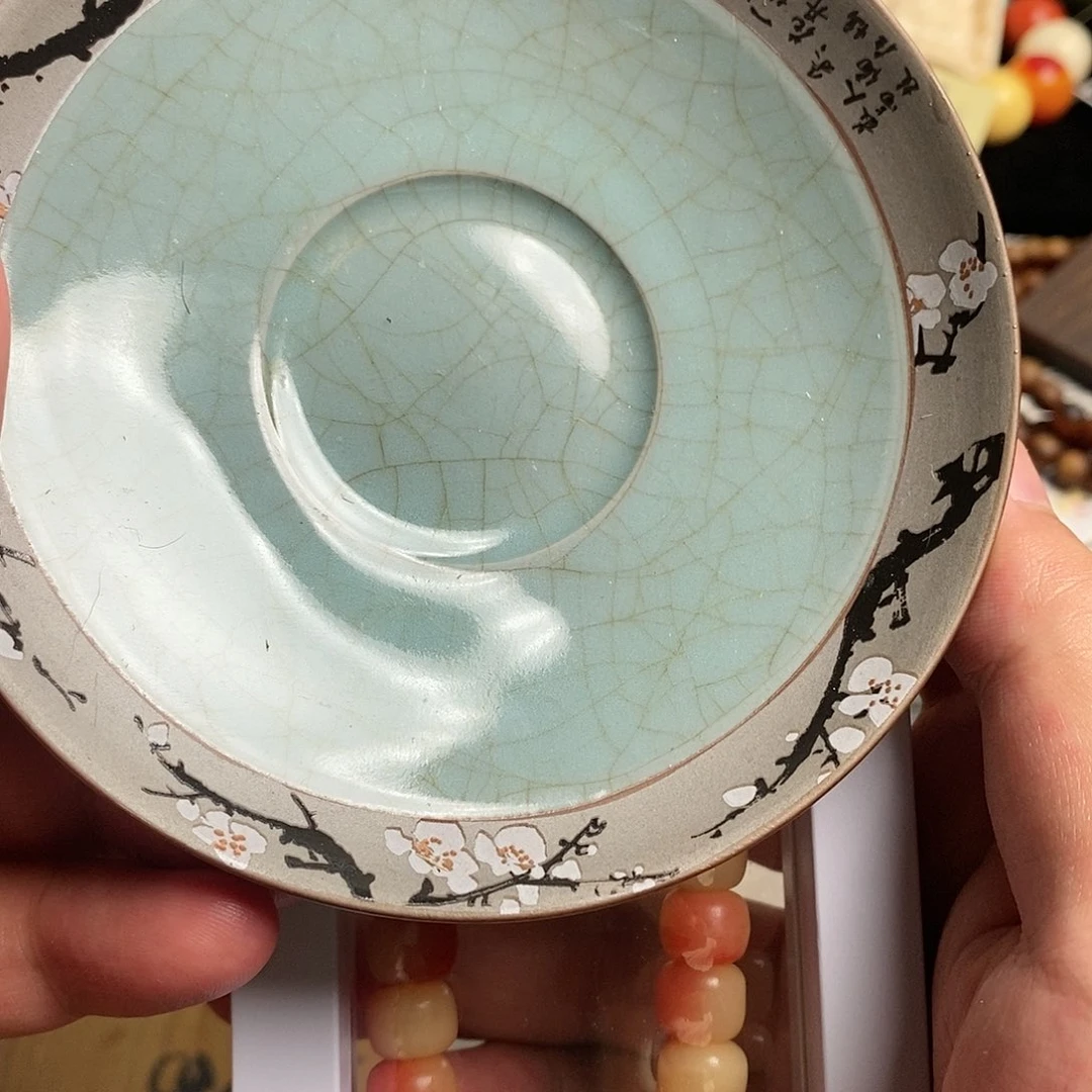 碟瓷器制作工艺精湛