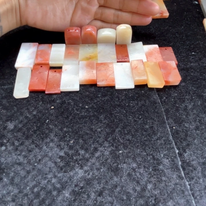 老挝石24片。。。。。。