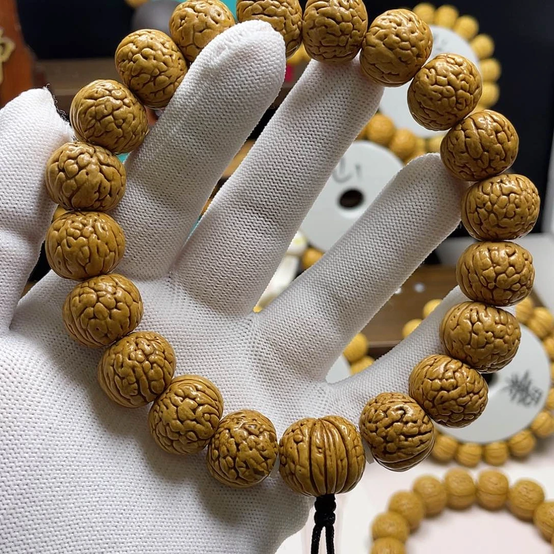 泡****桃核手串，桃核手串