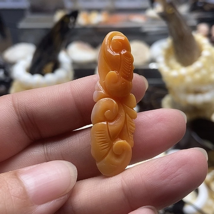非金属贝壳贝雅轩工艺品全红如意