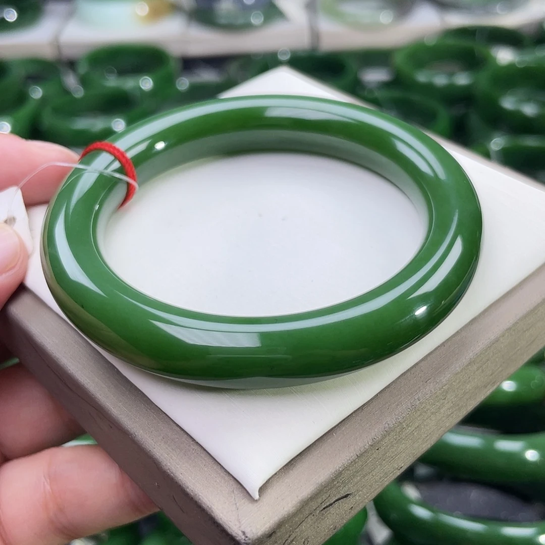 和田玉（碧玉）手镯未镶嵌