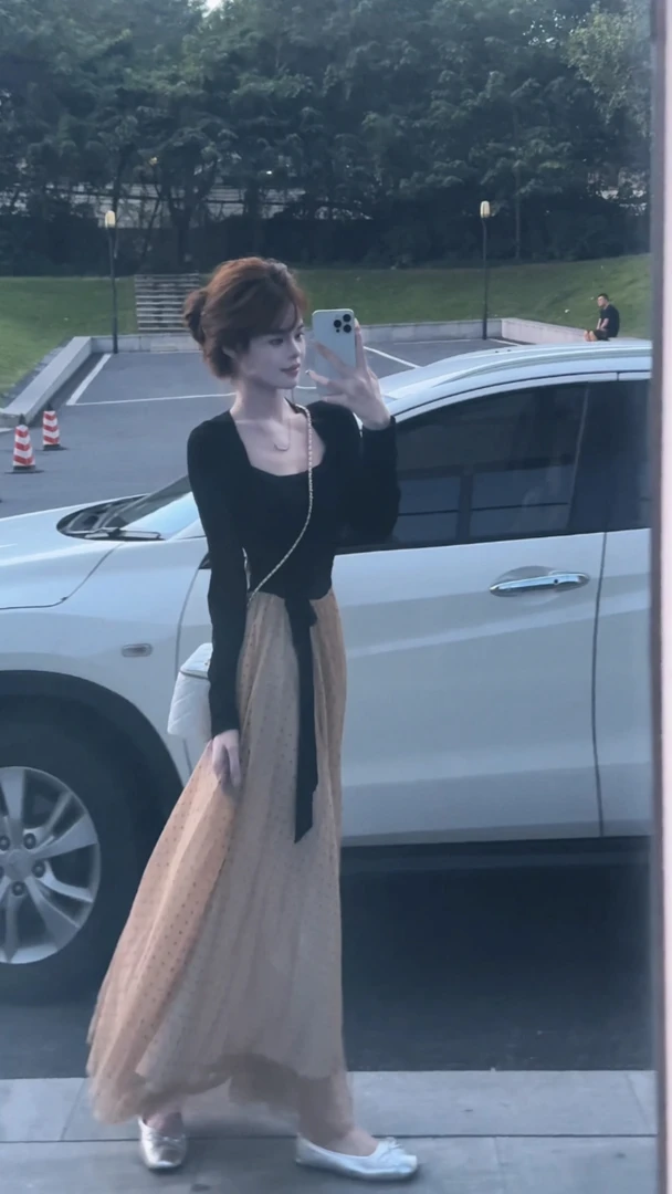 秋冬打底连衣裙显瘦气质法式轻职风撞色长款裙子时尚拼接9111