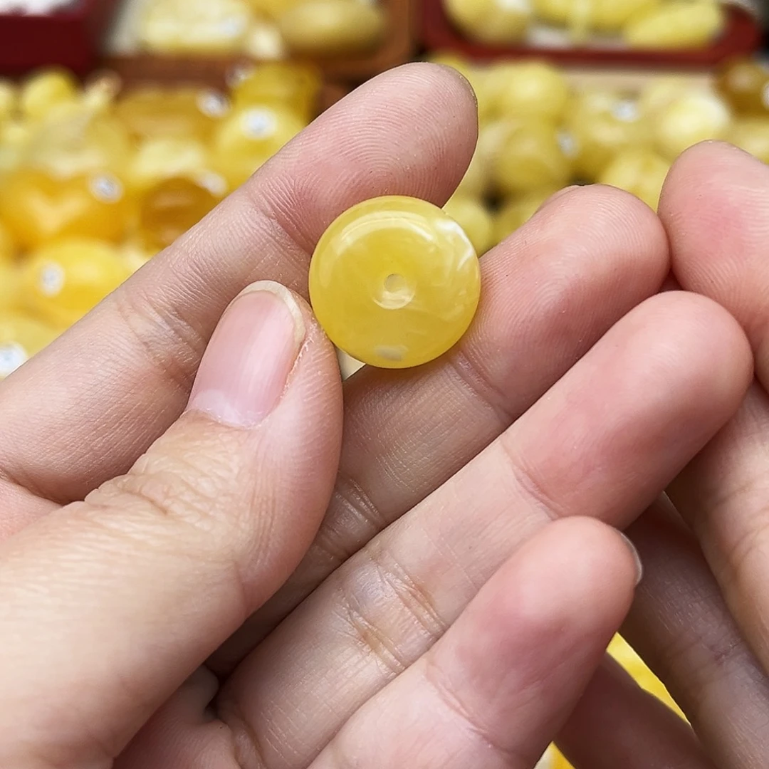 蜜蜡未镶嵌裸石天然