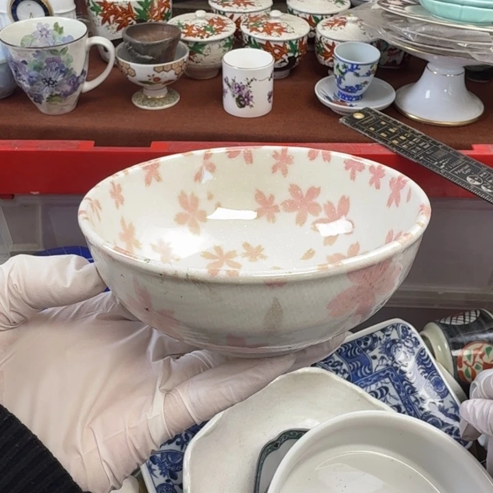 陶他家瓷器真美..開播了