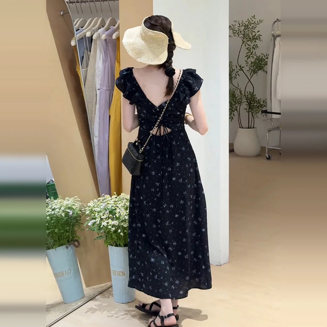 小飞袖黑色碎花连衣裙子女装2025新款夏季巨好看漂亮掐腰长裙爆款