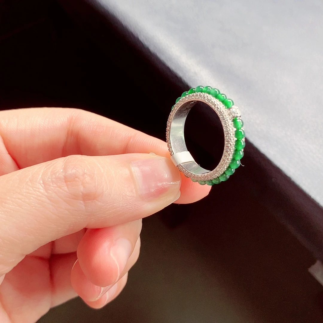 翡翠未镶嵌毛衣链