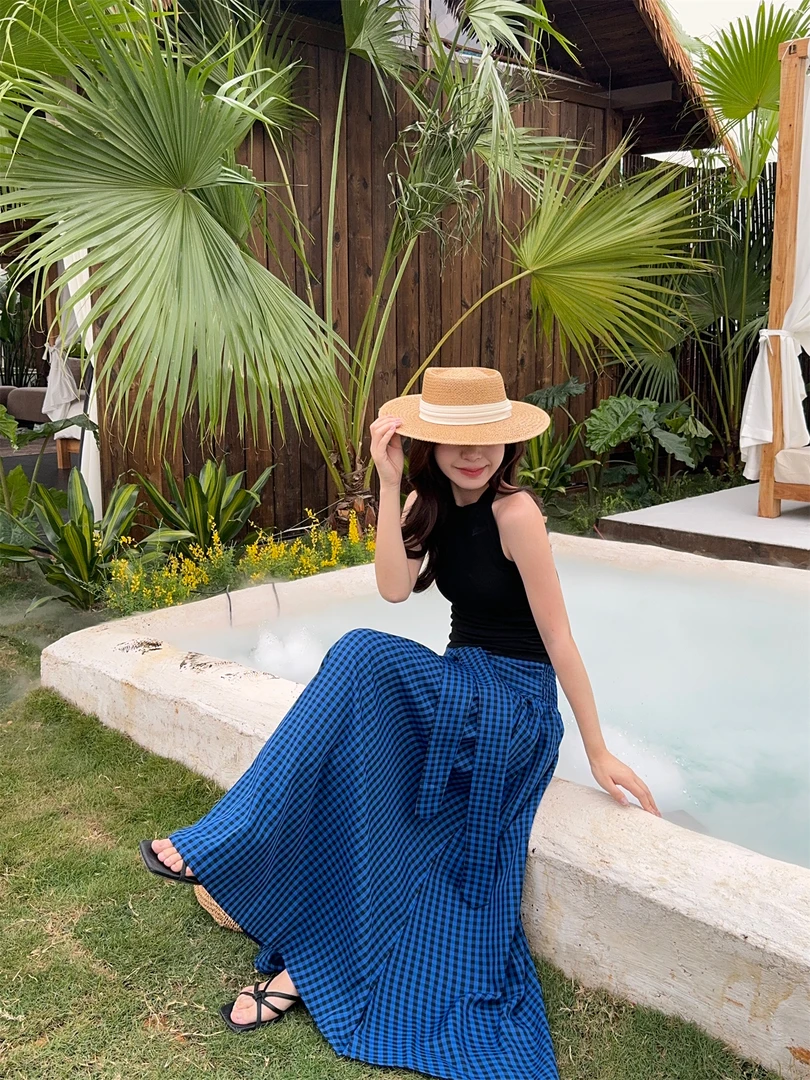 设计感蓝色格子绑带半身裙女夏季新款韩版宽松显瘦垂感大摆长裙