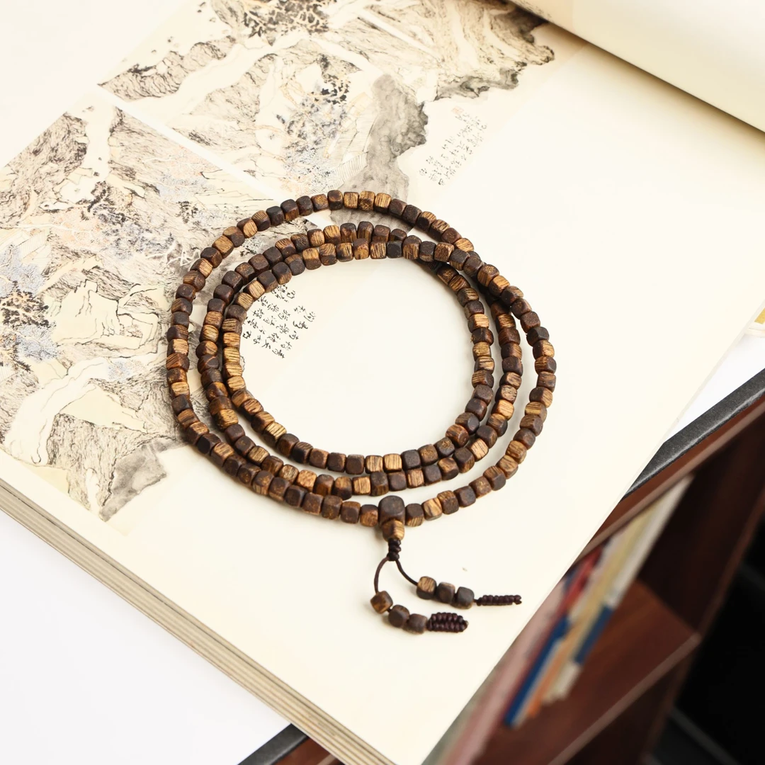 沉香【新品首发】4mm方块多圈长串乌 素 S250563