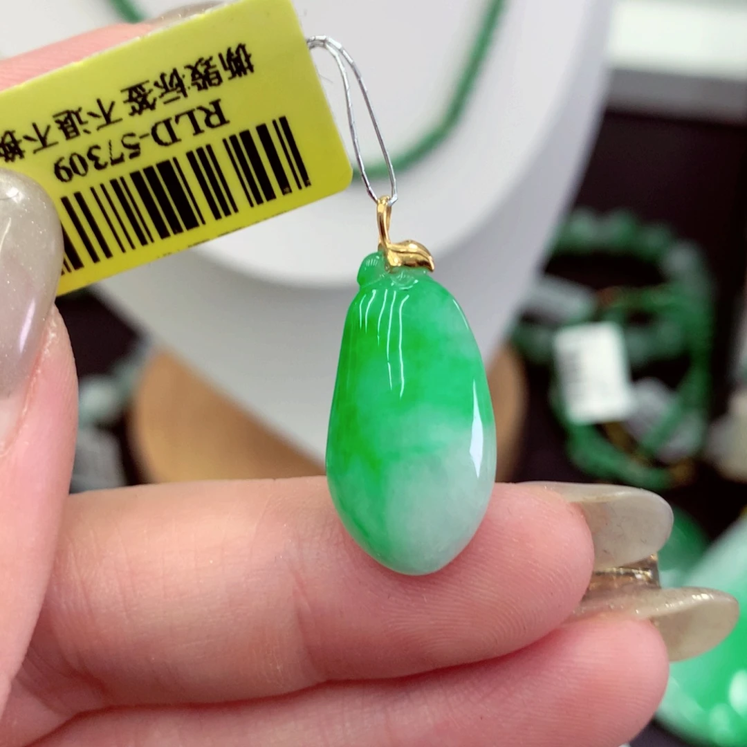 翡翠18K金镶嵌吊坠(不含链)