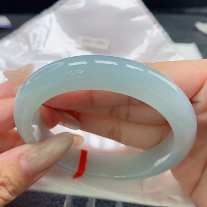 翡翠未镶嵌手镯5657