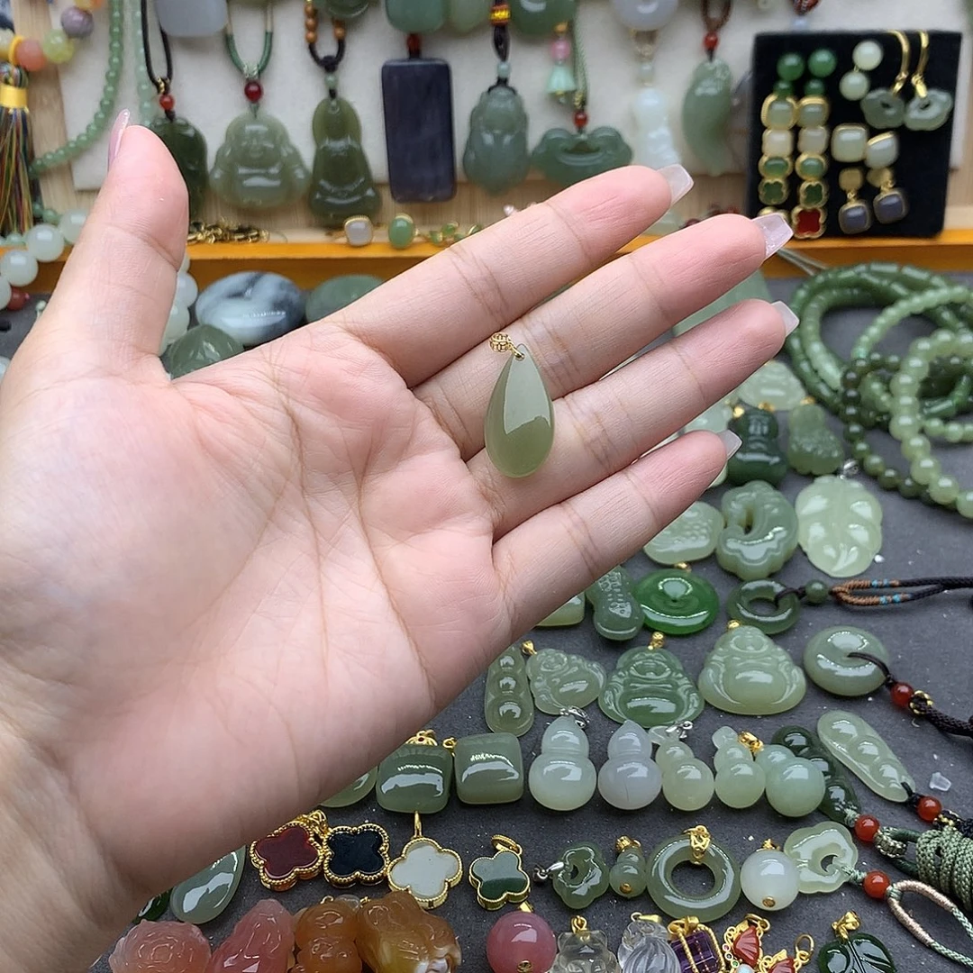 和田玉18K金镶嵌吊坠(不含链)