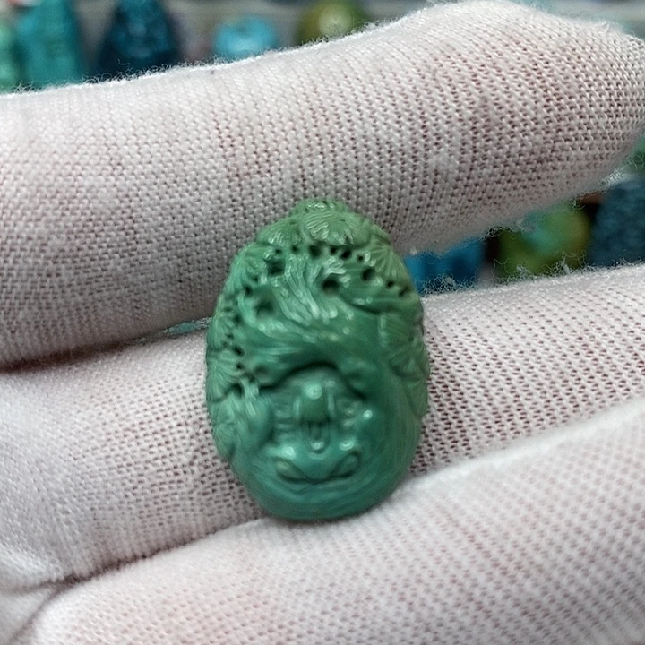 笑***生绿松石未镶嵌天然原矿 地大质检