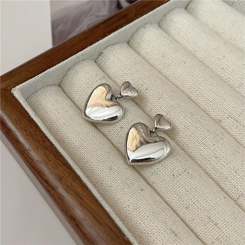 925银耳饰 S925银「孤品」爱心光面耳钉气质轻奢ins通勤耳环耳饰