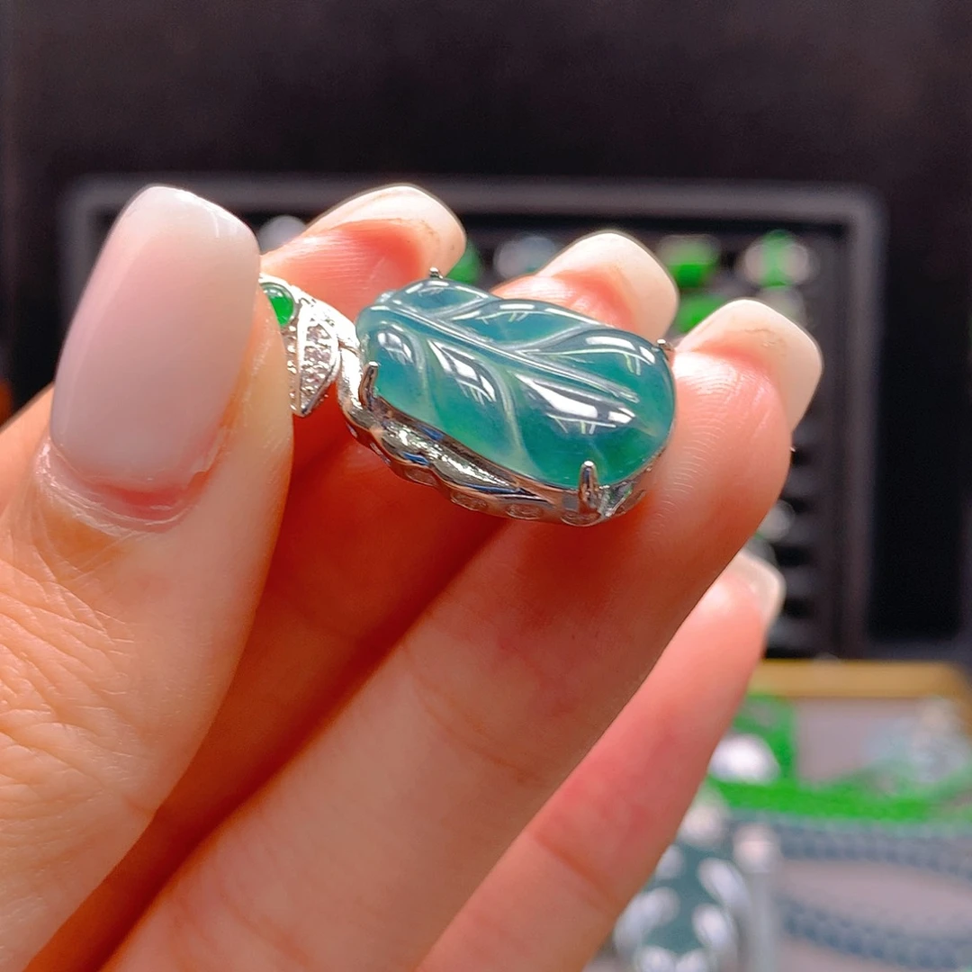 未镶嵌翡翠耳饰天然翡翠