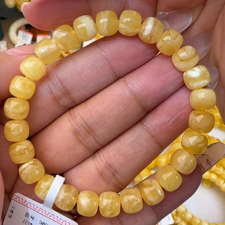 蜜蜡未镶嵌手串妖白花老型手串