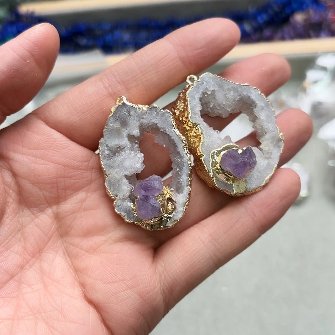 玛瑙/玉髓未镶嵌珠宝半成品紫水晶晶洞一颗