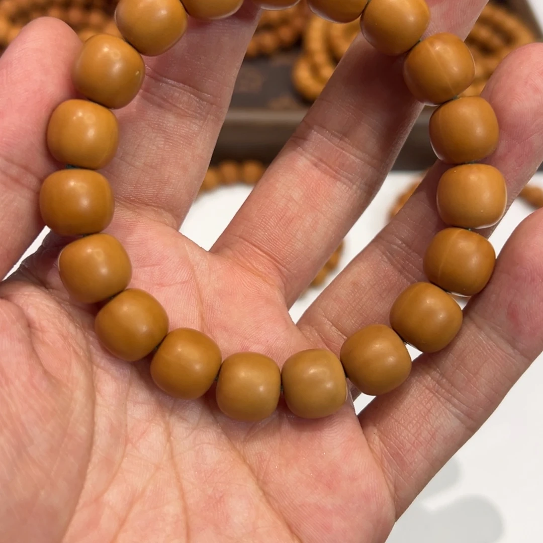 吊坠猴头核桃瑕疵练手龙岩老型黑点油点