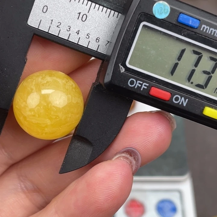 琥珀裸石未镶嵌微瑕927
