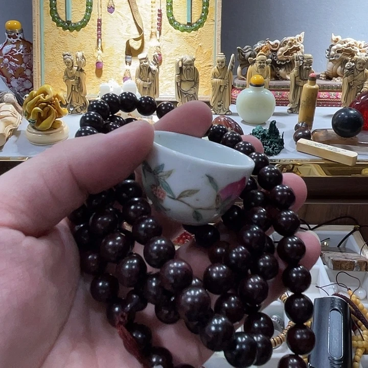 瓷片精致雕刻工艺