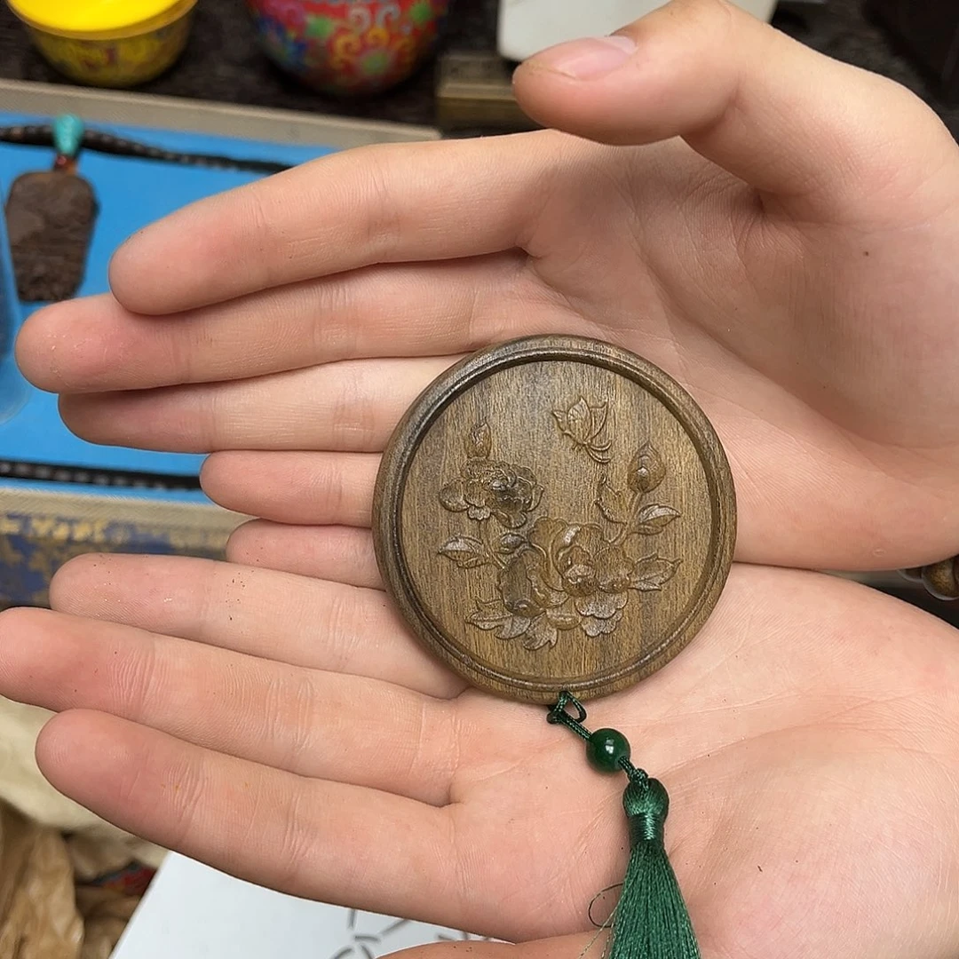 大叶紫檀（黑酸枝木类）