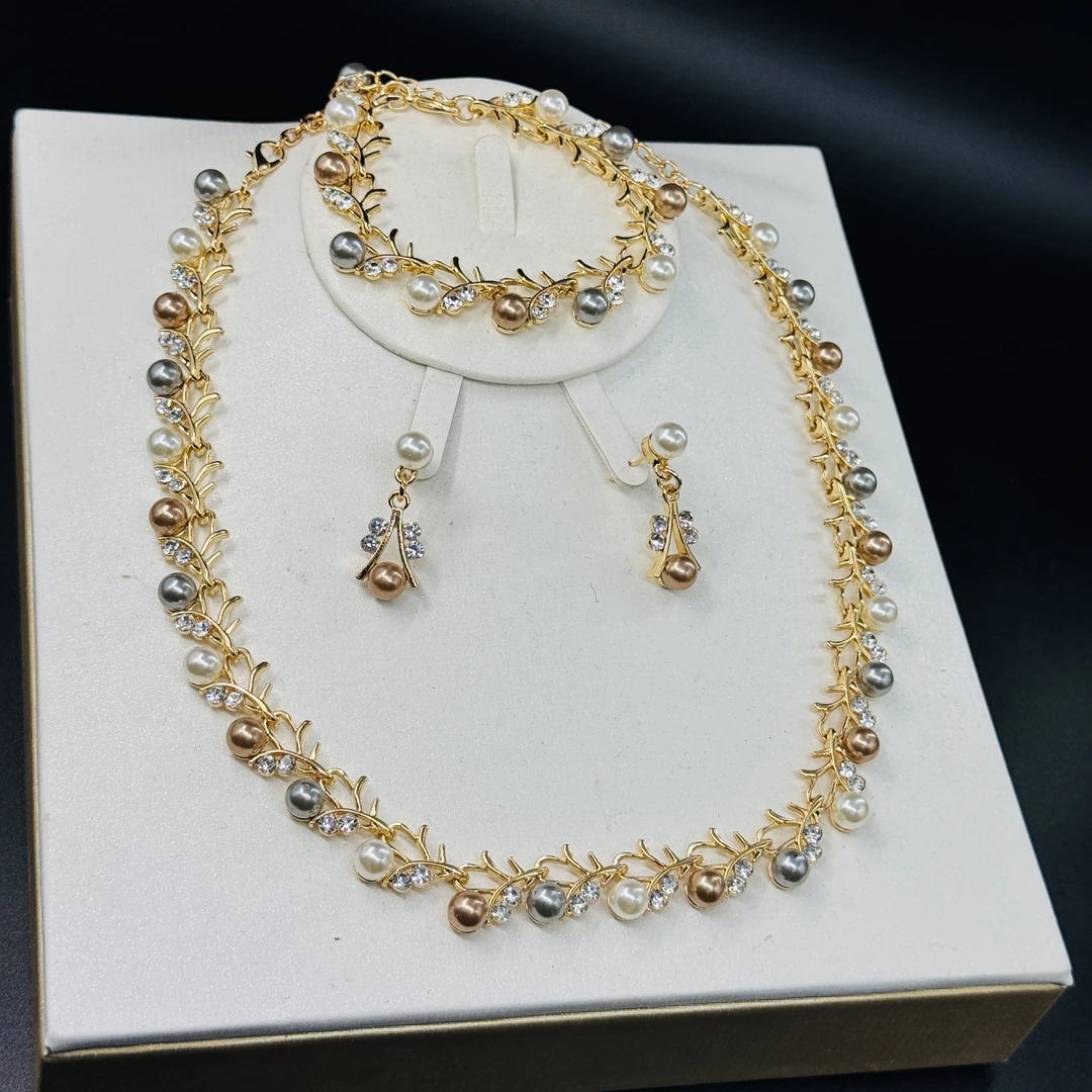 钛钢仿珍珠项链 TJ176 网红百搭仿珍珠项链耳环手链三件套