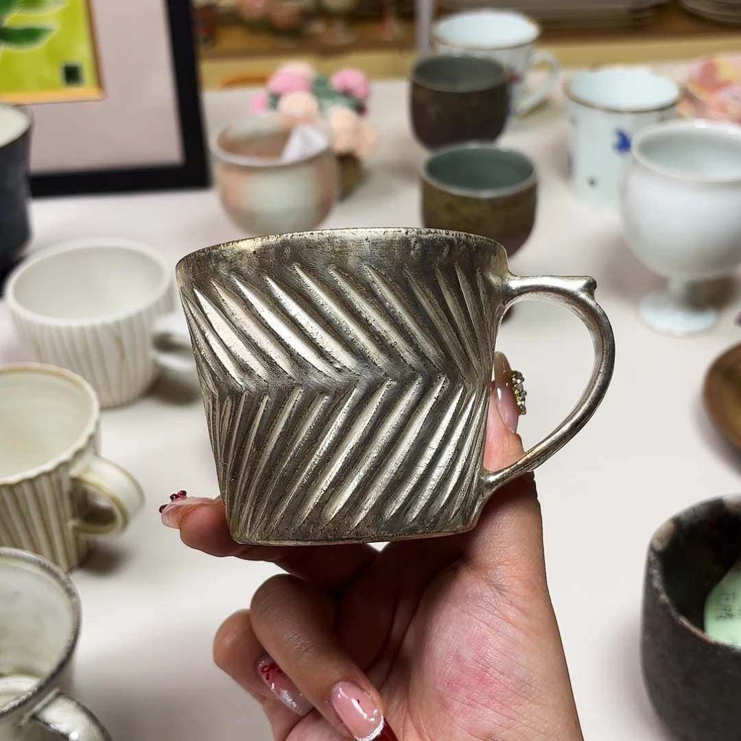 谷井直人  咖啡杯