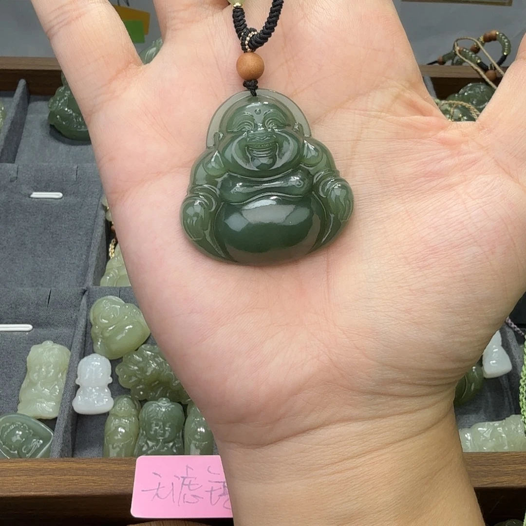 和田玉未镶嵌颈饰40mm佛公特价款