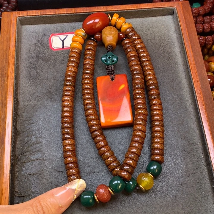 星月菩提吊坠菩提