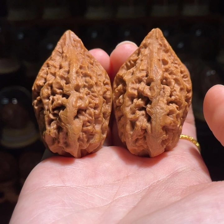 把件文玩核桃暴龙