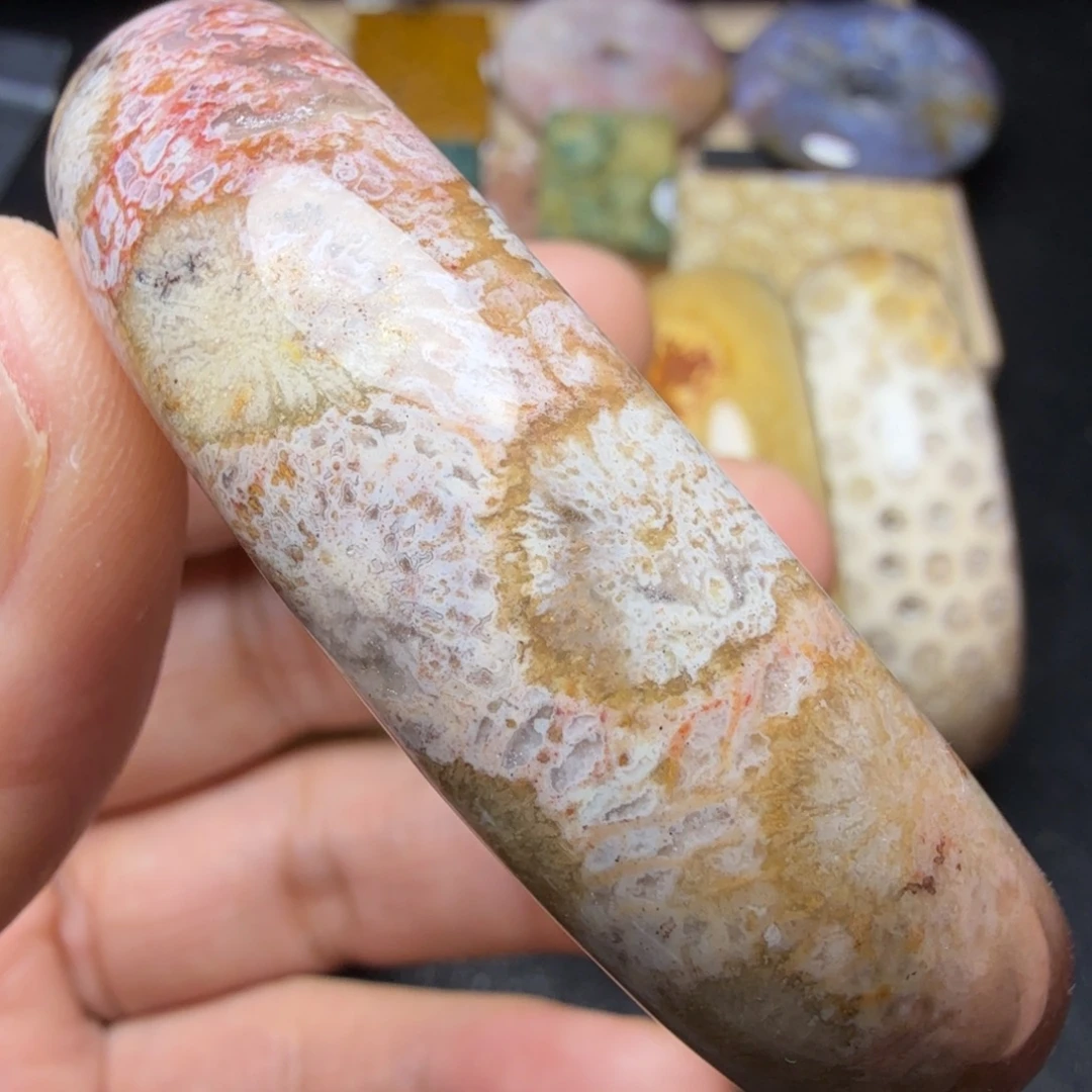 硅化玉未镶嵌纯天然色有机玉石保真色57圈口