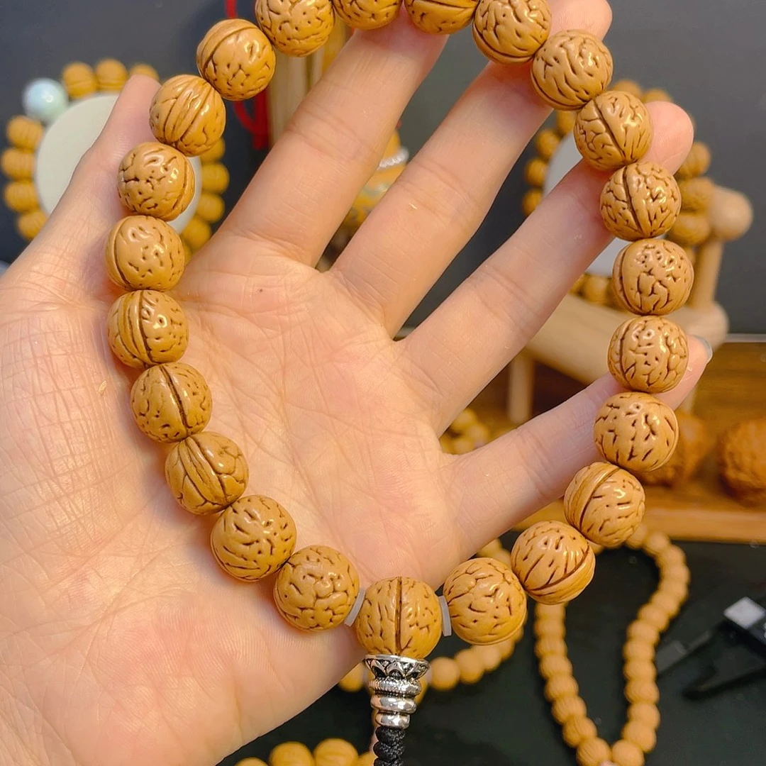 小金豆，桃核手串，