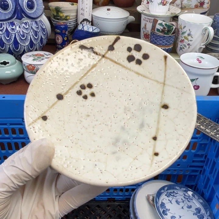 他家瓷器真美…开播了
