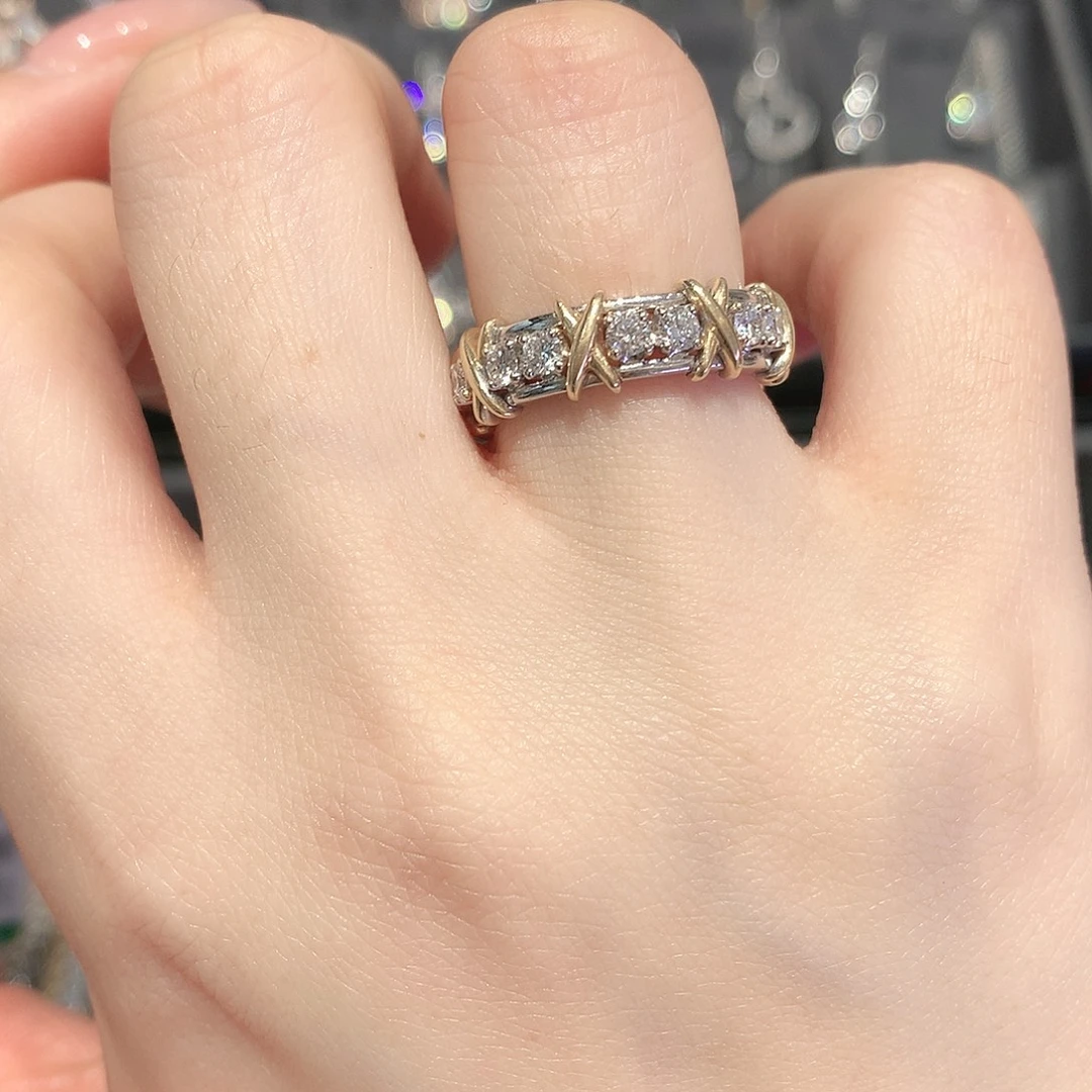 实验室培育钻石18K金镶嵌十六石宽版